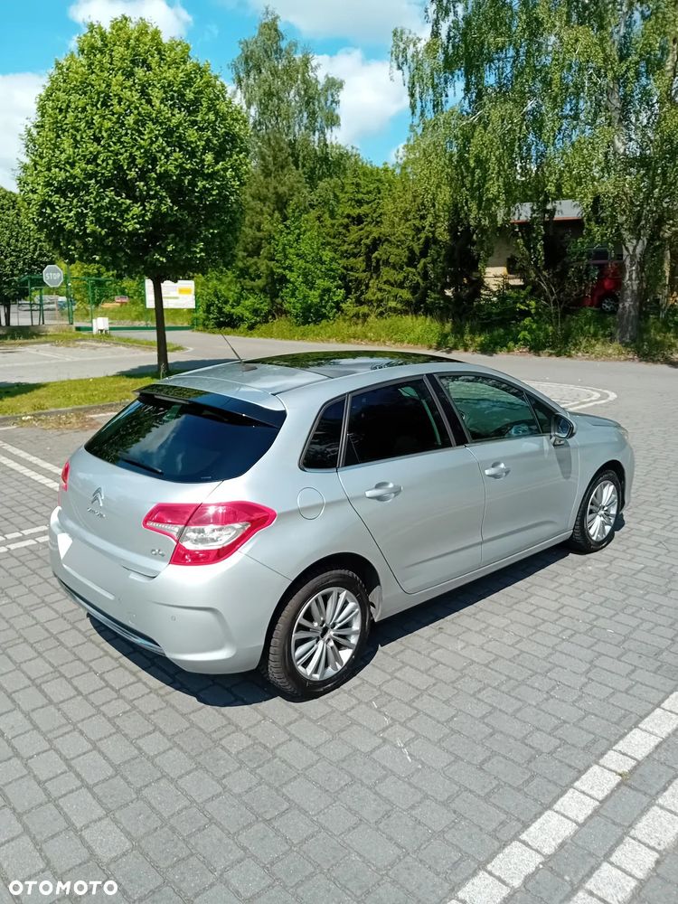 Citroën C4 HDi 90 Attraction - 25