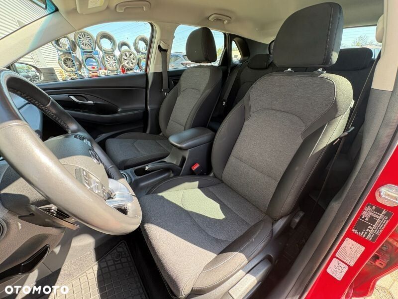 Hyundai i30 1.5 T-GDI 48V Smart DCT - 18