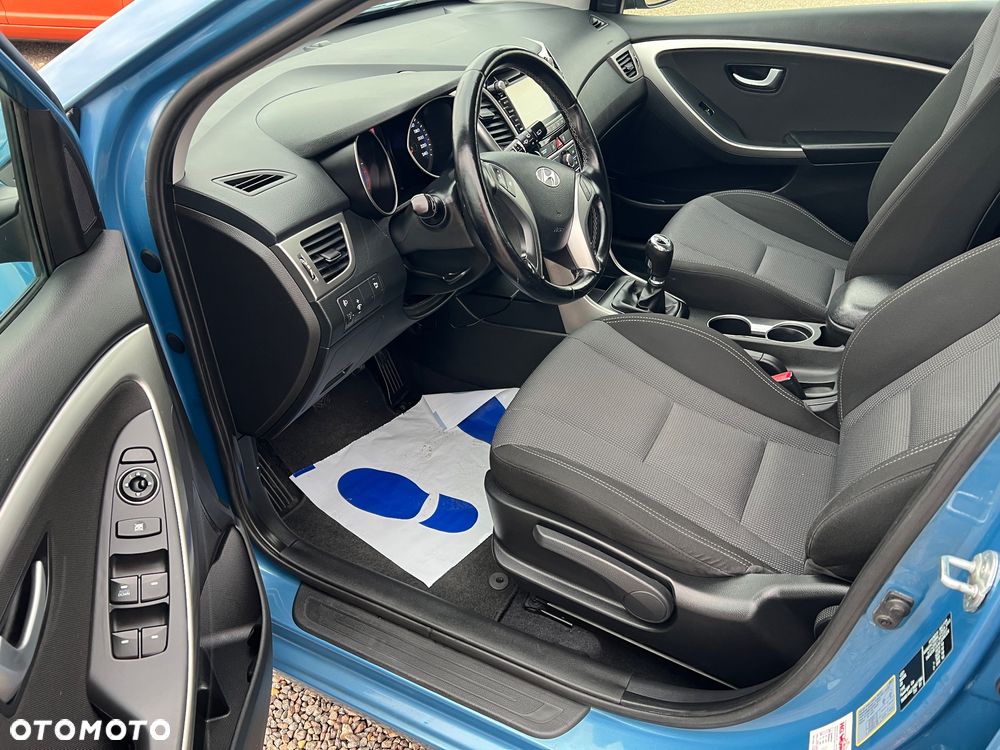 Hyundai i30 1.4 Intro Edition - 15