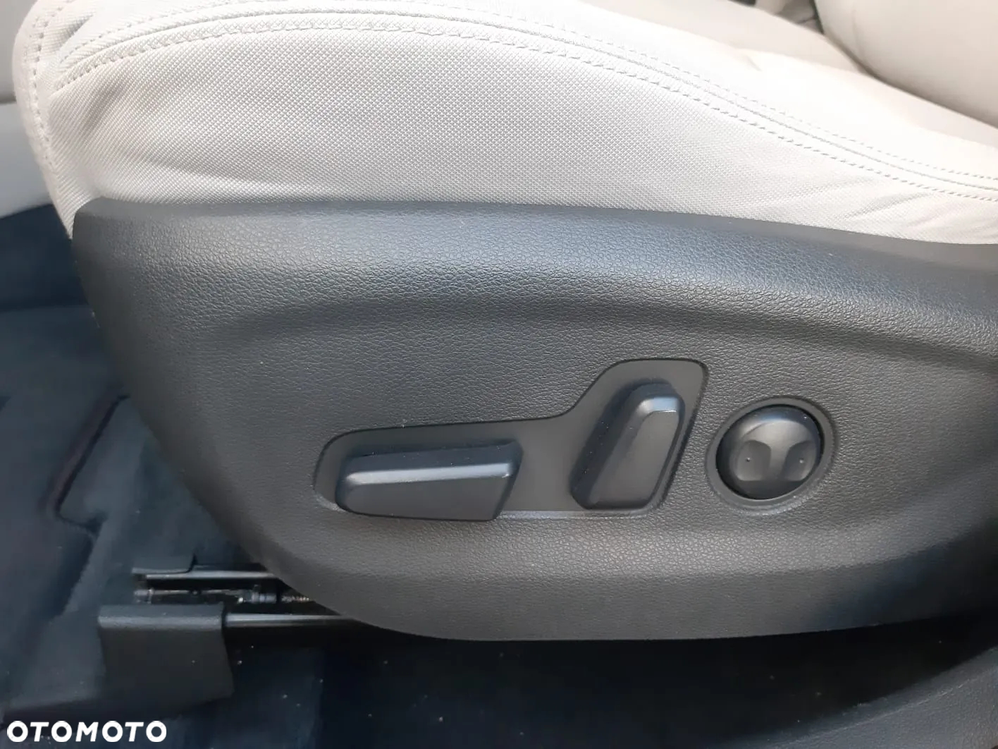 Hyundai Tucson 1.6 T-GDI GO 4WD DCT - 13