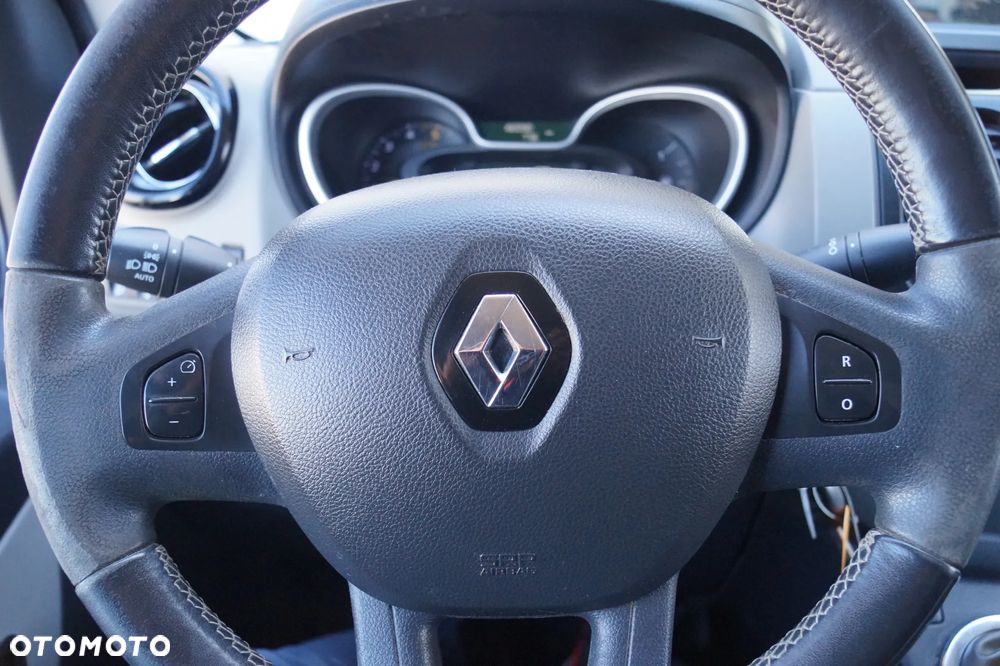 Renault Trafic - 15