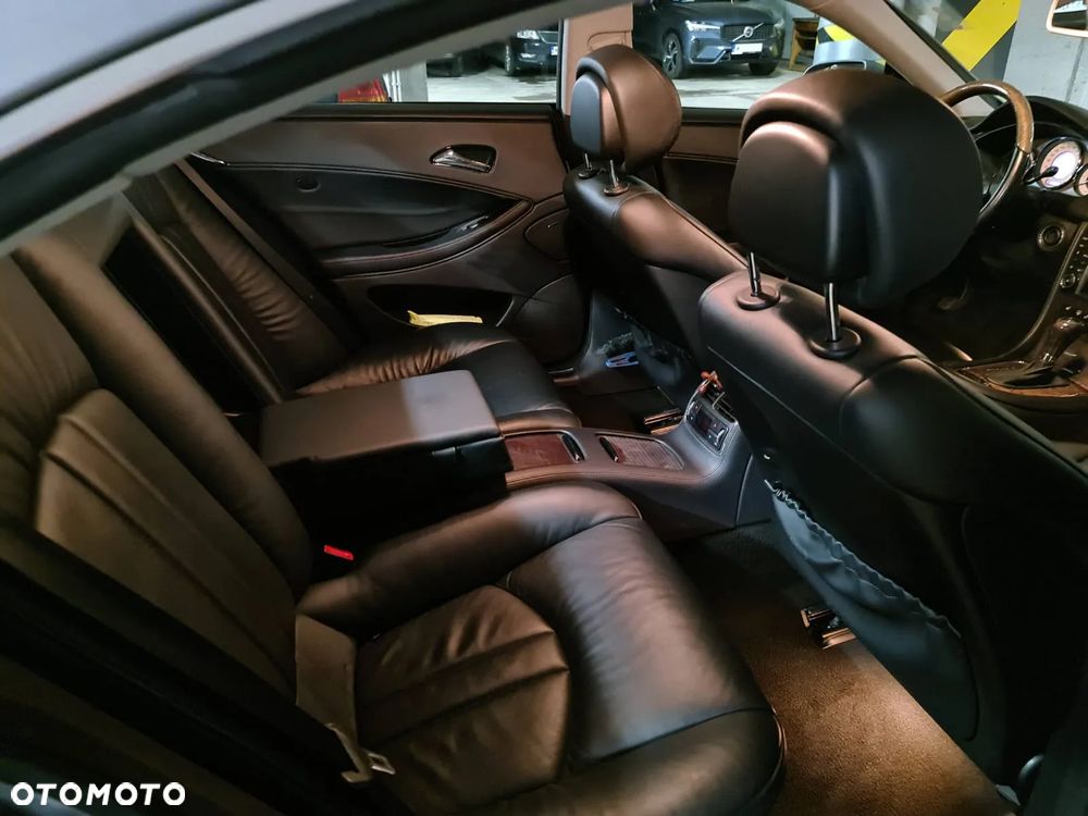 Mercedes-Benz CLS 350 CGI - 12