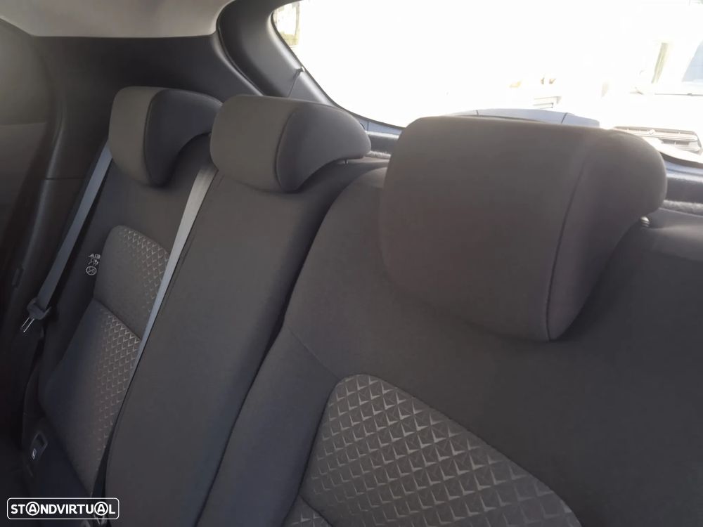 Nissan Juke 1.0 DIG-T N-Design C.Two Tone S.DCT - 46