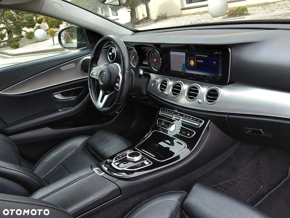 Mercedes-Benz Klasa E 200 d 9G-TRONIC Avantgarde - 24