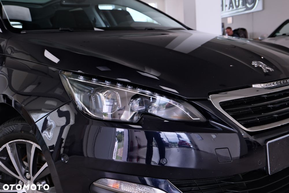 Peugeot 308 - 4