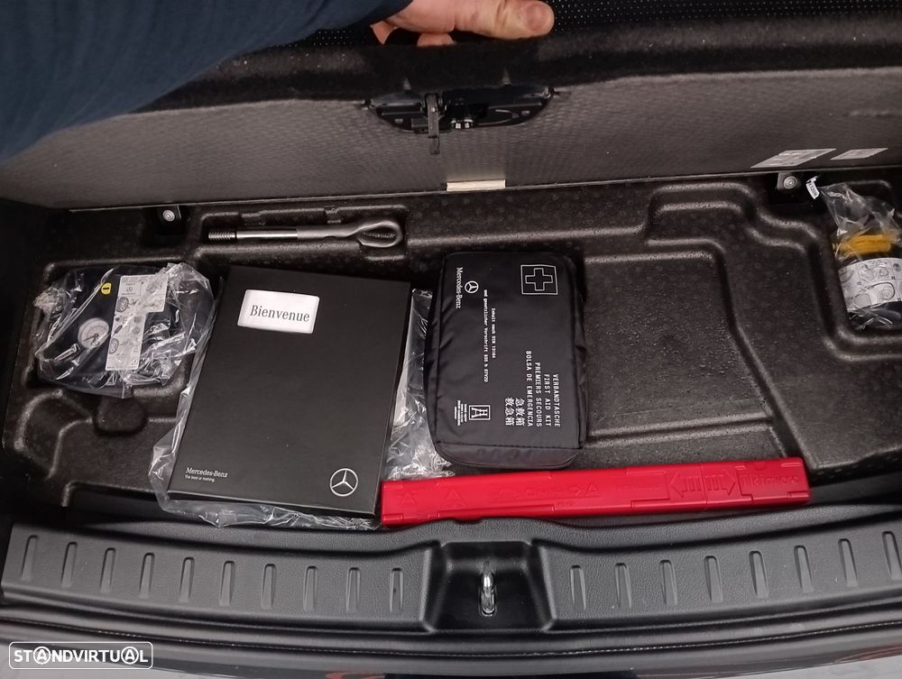 Mercedes-Benz EQA - 21