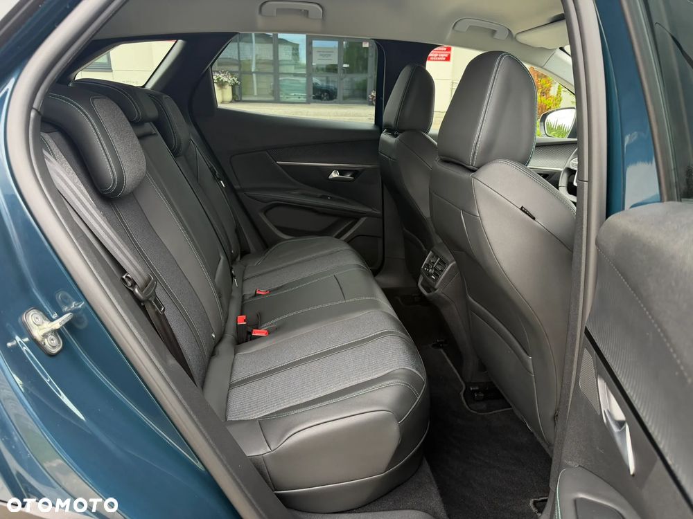 Peugeot 3008 225 e-EAT8 Allure - 39