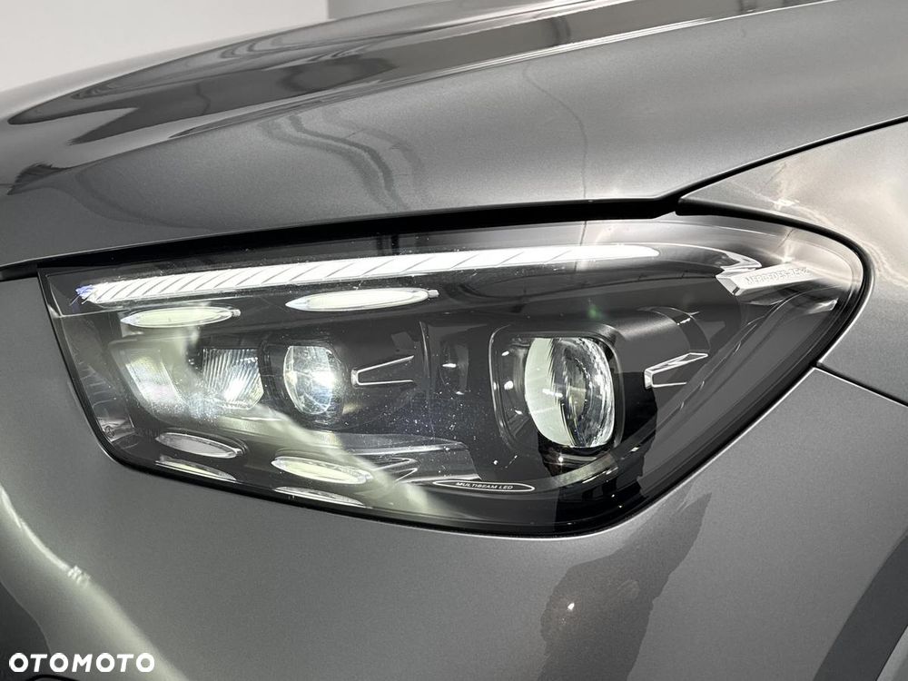 Mercedes-Benz GLE ver-300-d-4matic-9g--tronic-amg-line - 28