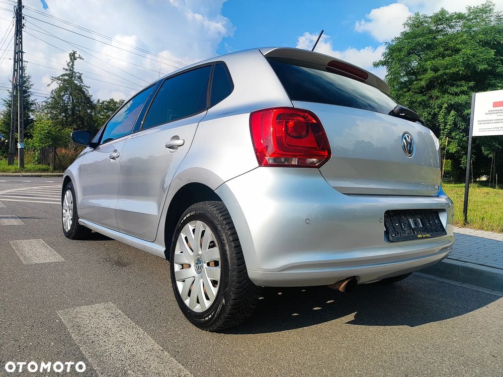 Volkswagen Polo - 2