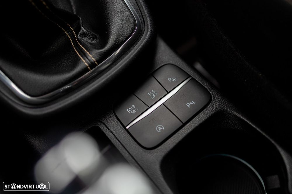 Ford Puma 1.0 EcoBoost MHEV ST-Line X Gold SIP - 44