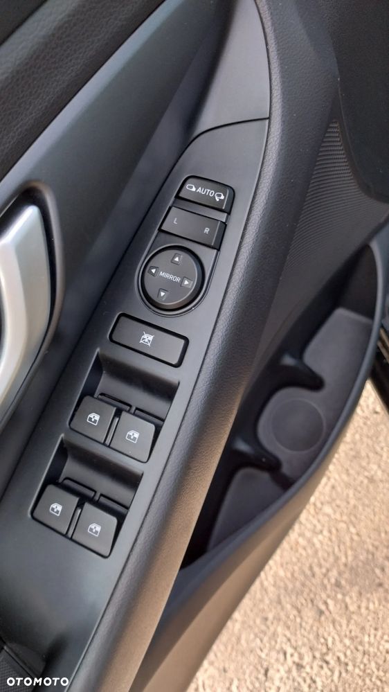 Hyundai i30 1.6 CRDi Classic + DCT - 39