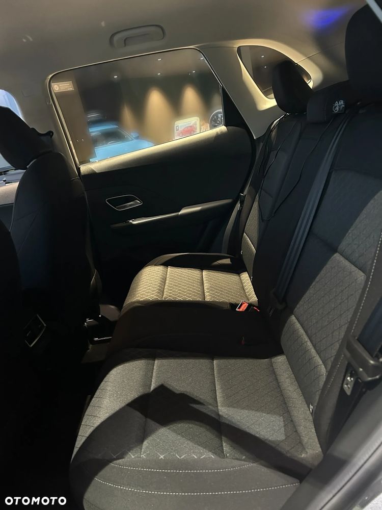 MG ZS Hybrid+ - 18