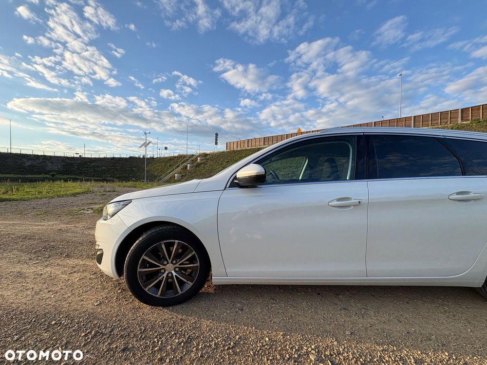 Peugeot 308 1.6 BlueHDi Allure S&S - 7