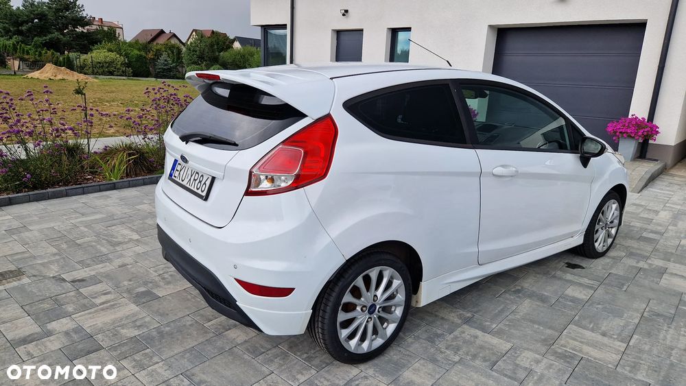 Ford Fiesta - 4