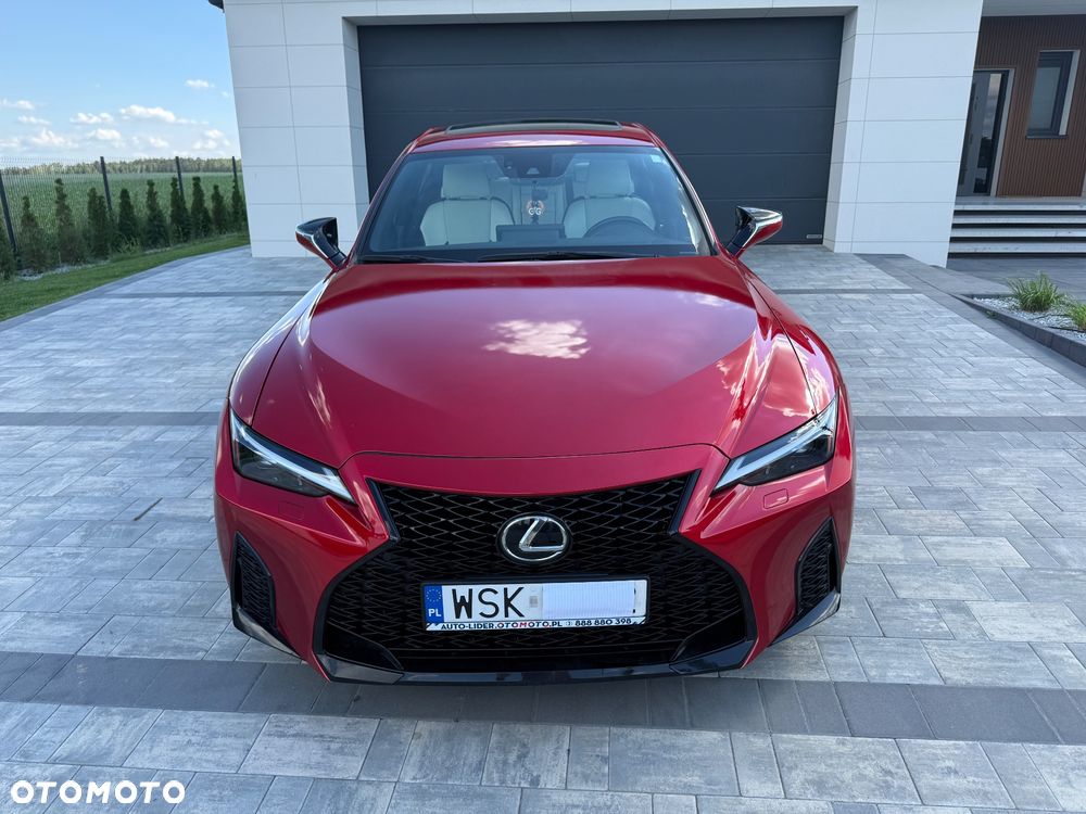 Lexus IS - 5