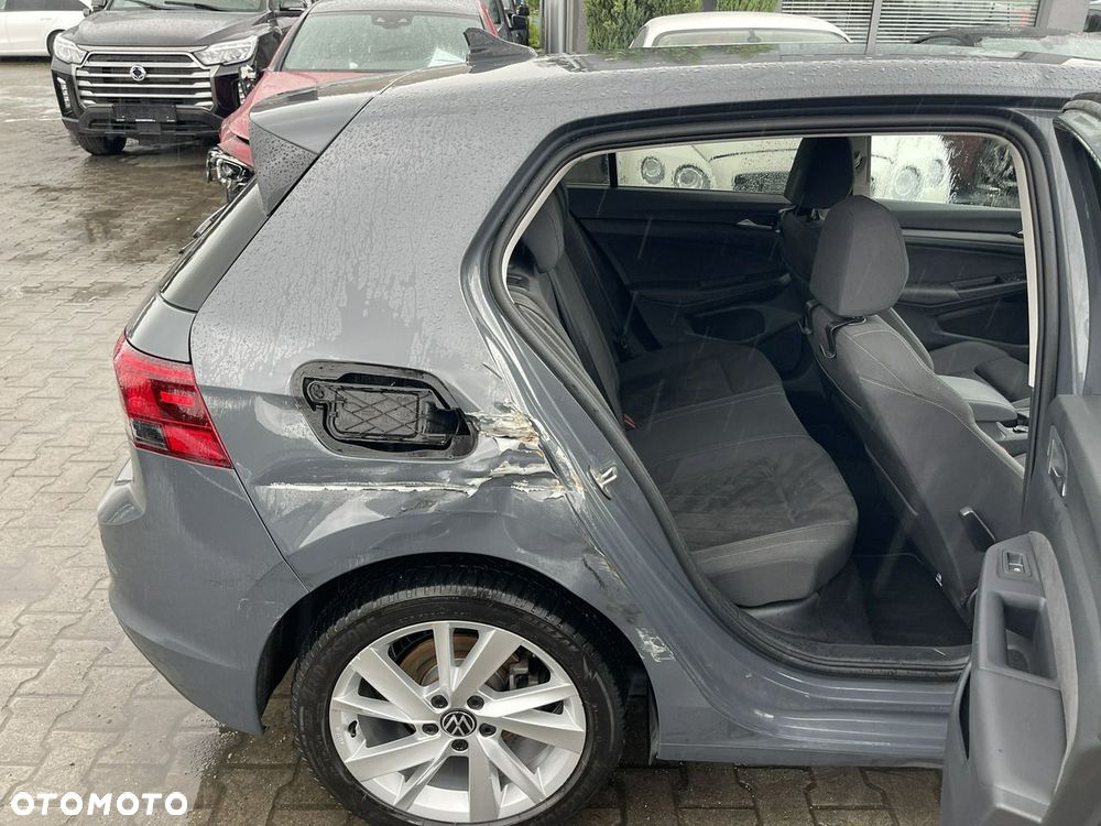 Volkswagen Golf 1.5 eTSI EVO Style DSG - 9