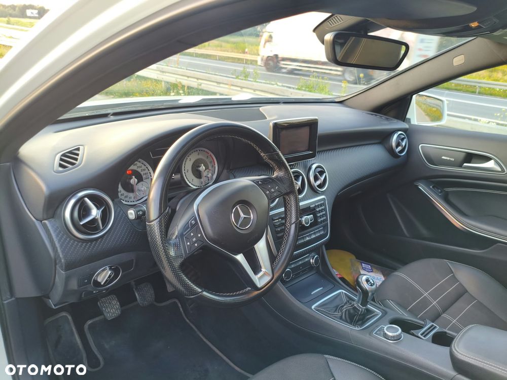 Mercedes-Benz Klasa A 180 d AMG Line - 10