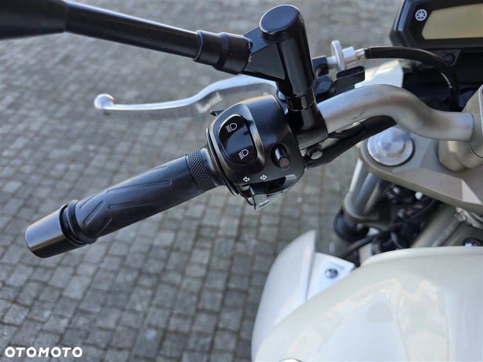 Yamaha XJ - 14