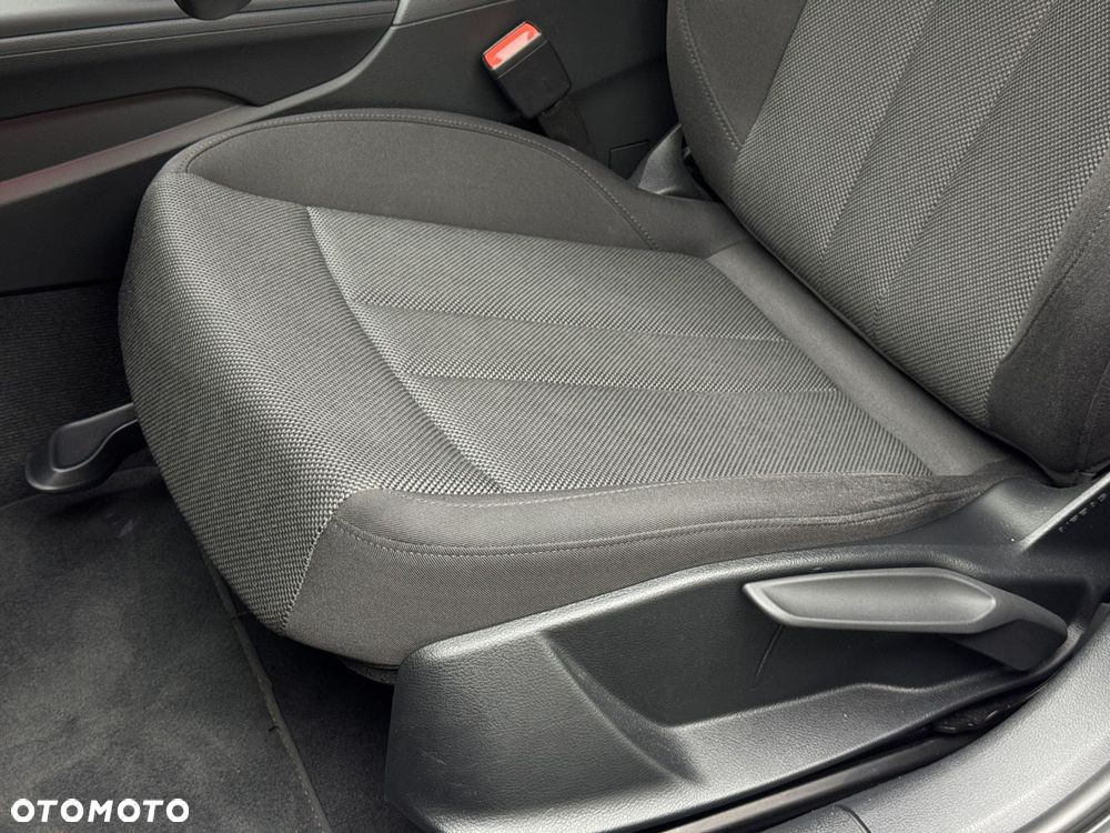 Audi A4 Avant 35 TFSI mHEV S tronic - 13