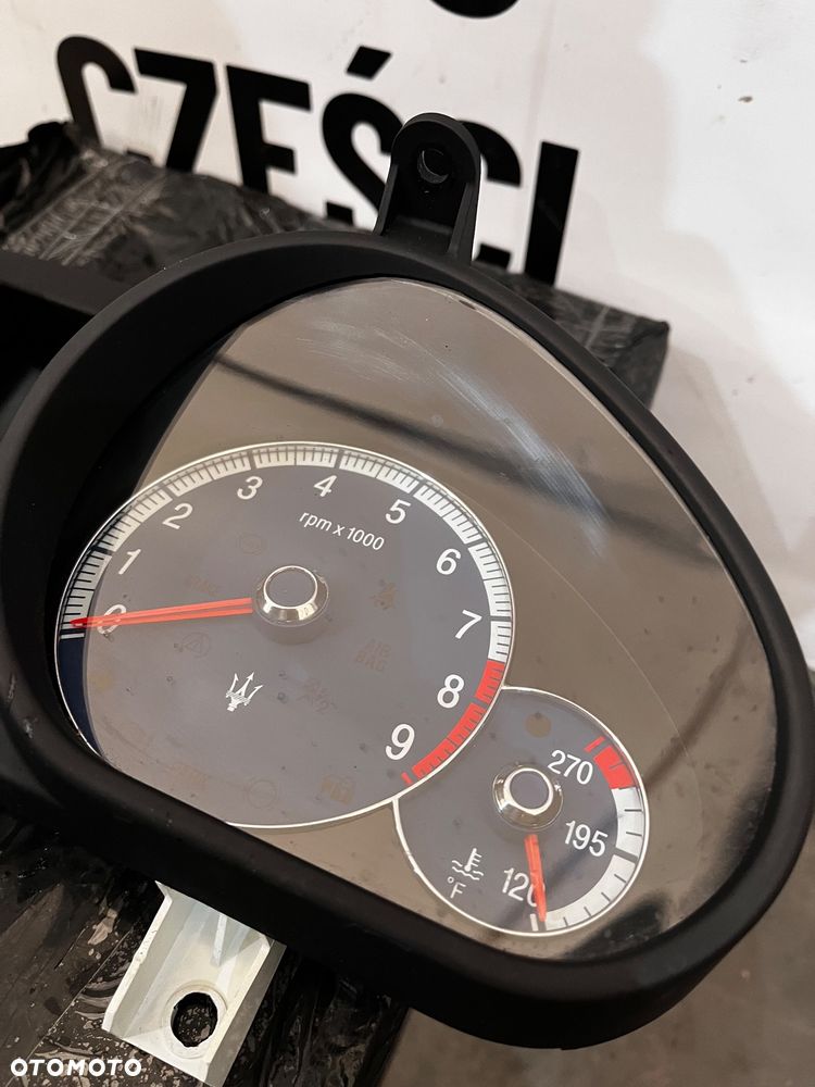 Prędkościomierz Maserati Quatroporte V 2006 USA - 3