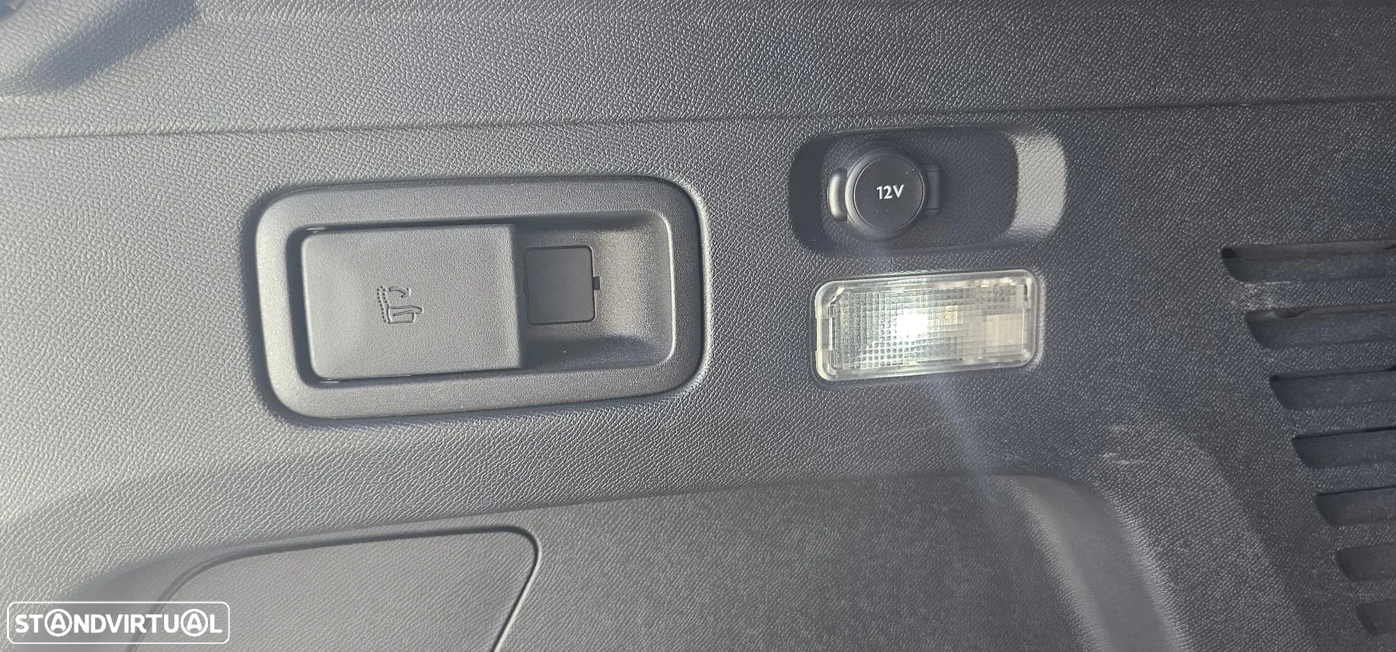 Peugeot 3008 2.0 BlueHDi GT EAT8 - 16