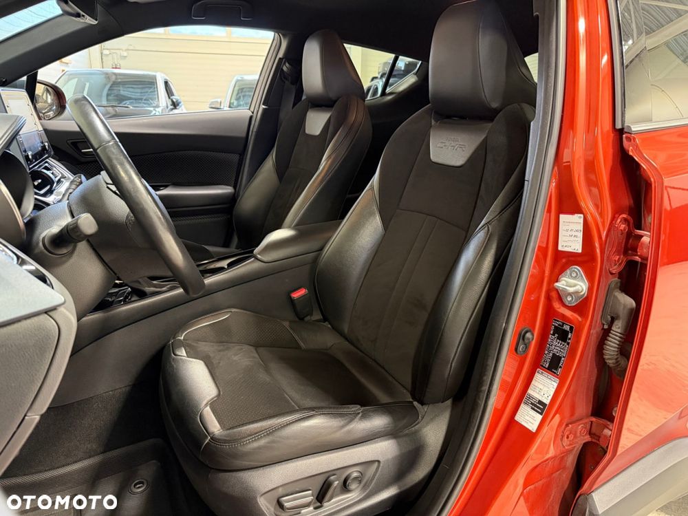 Toyota C-HR Lounge - 14