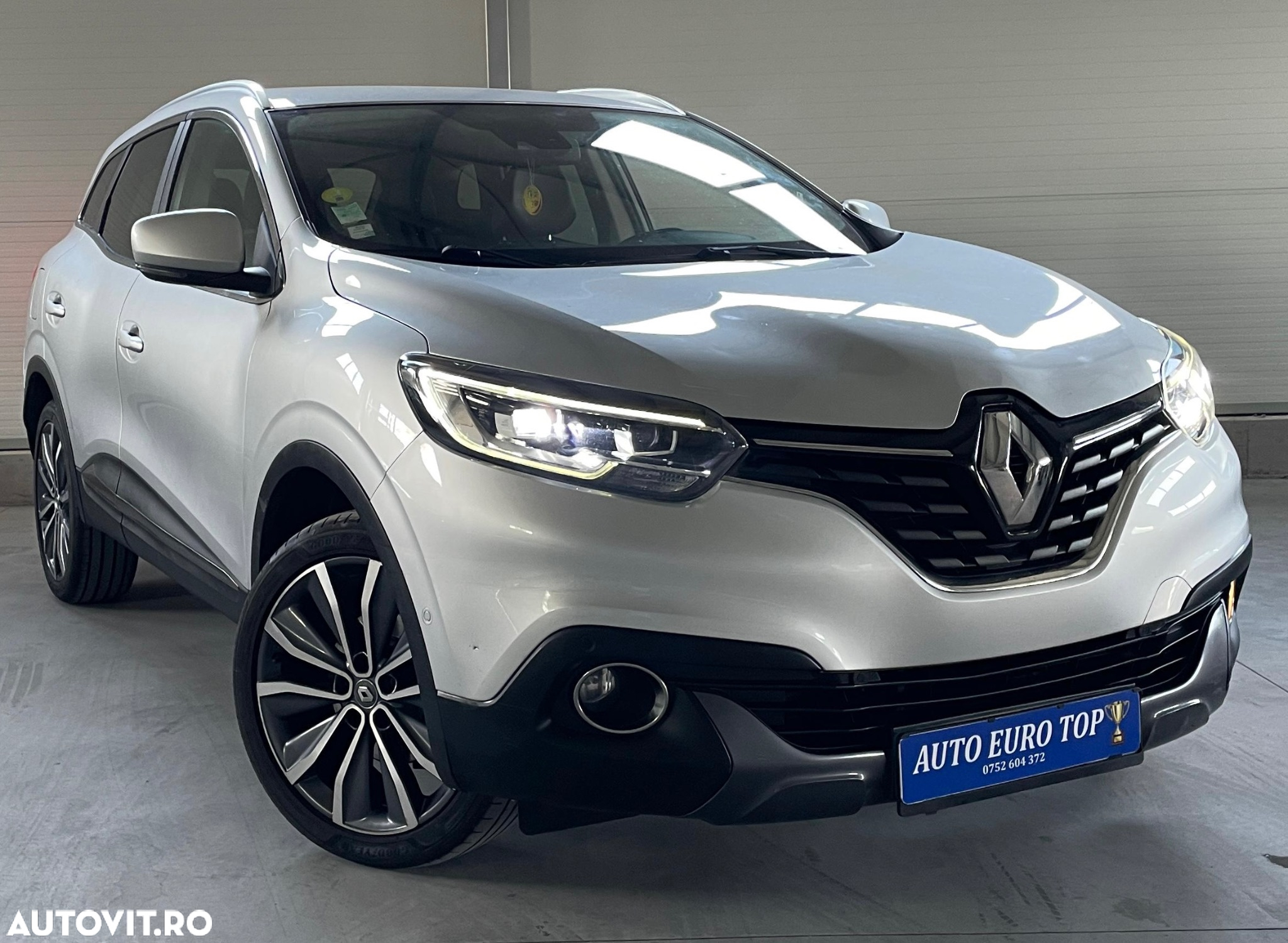 Renault Kadjar Energy dCi 130 LIMITED - 12