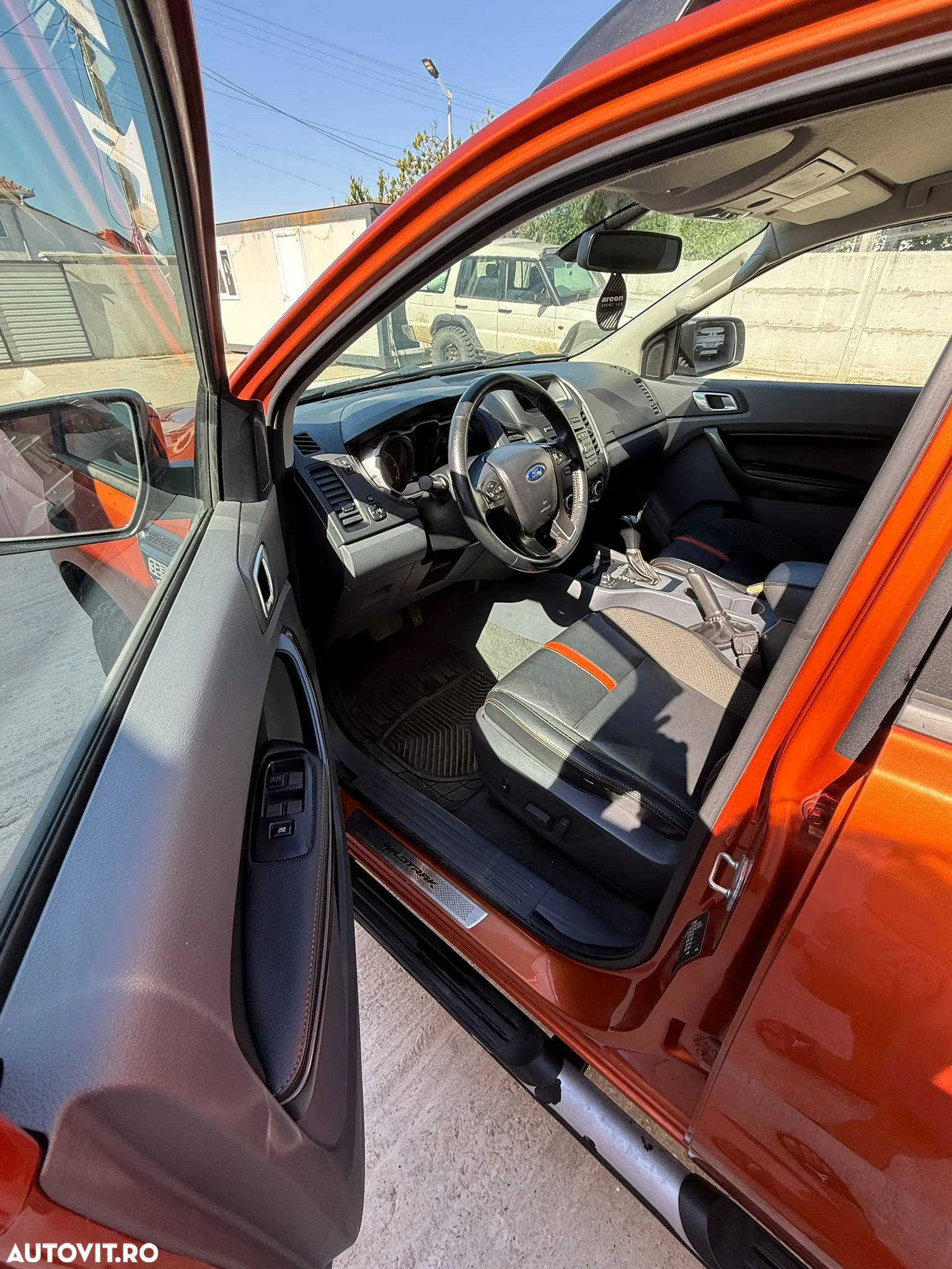 Ford Ranger Pick-Up 4x4 Cabina Dubla WILDTRACK Aut. - 8