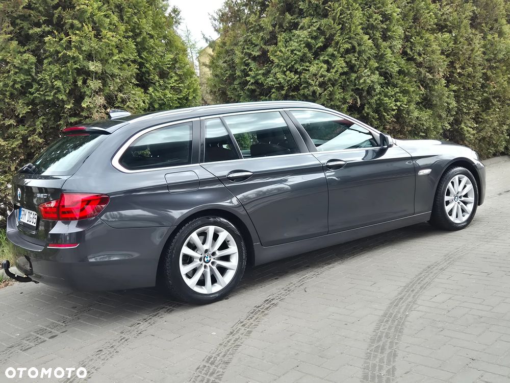BMW Seria 5 520i - 13