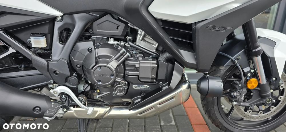 Honda NT - 11