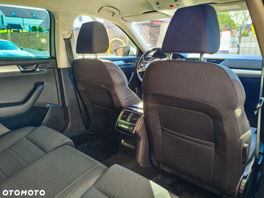 Skoda Superb 1.8 TSI Ambition - 14