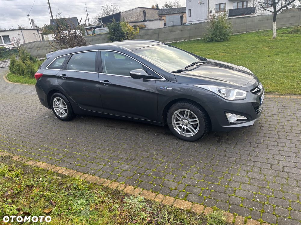Hyundai i40 1.7 CRDi Comfort + - 7