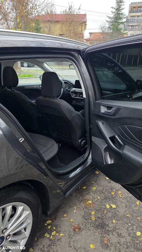 Ford Focus 1.5 EcoBlue Titanium - 12