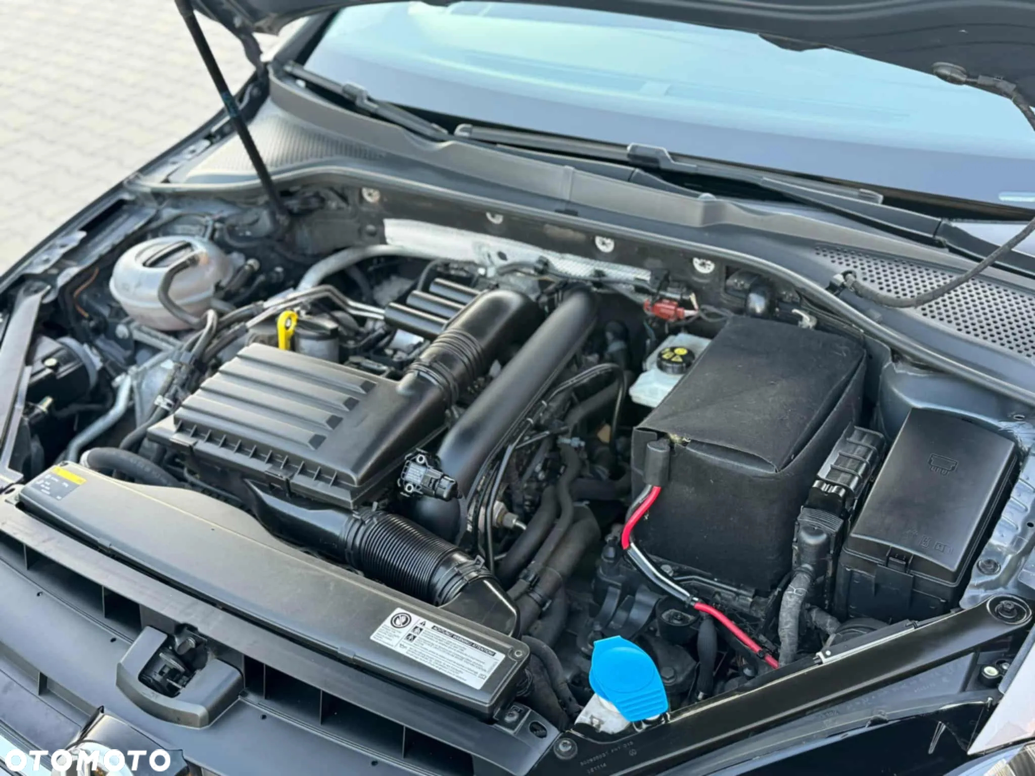 Volkswagen Golf VII 1.4 TSI BMT Highline DSG - 39