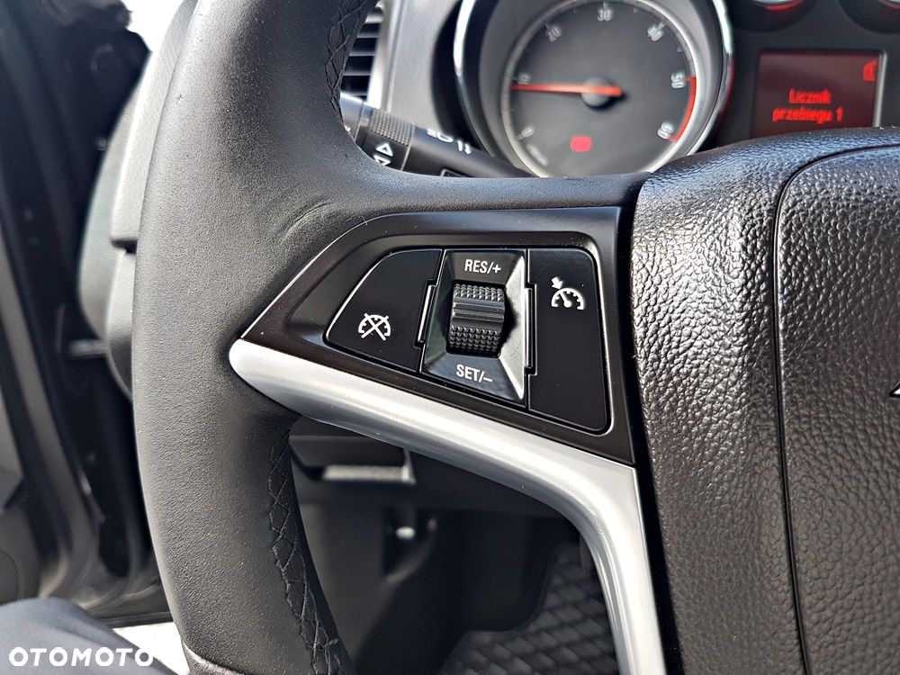 Opel Insignia 2.0 CDTI ecoFLEX Business Cosmo - 19