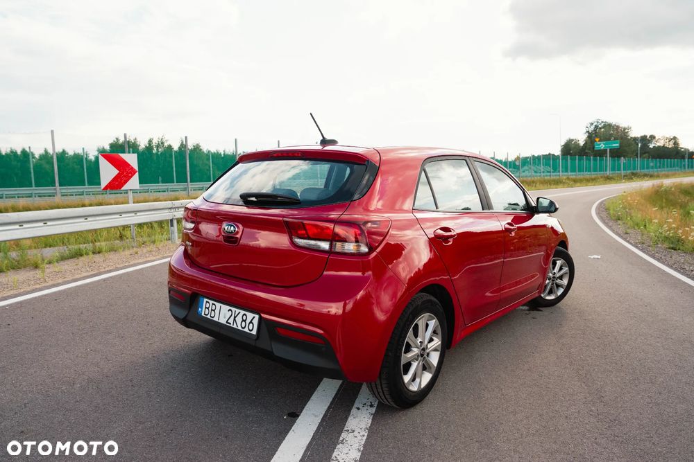 Kia Rio 1.2 M - 7