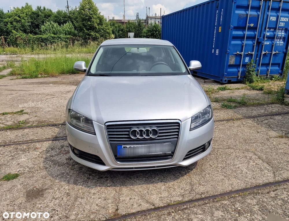 Audi A3 Sportback - 2