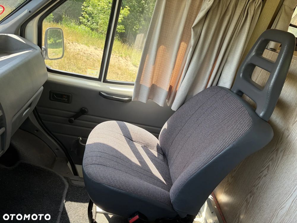 Ford Transit - 33