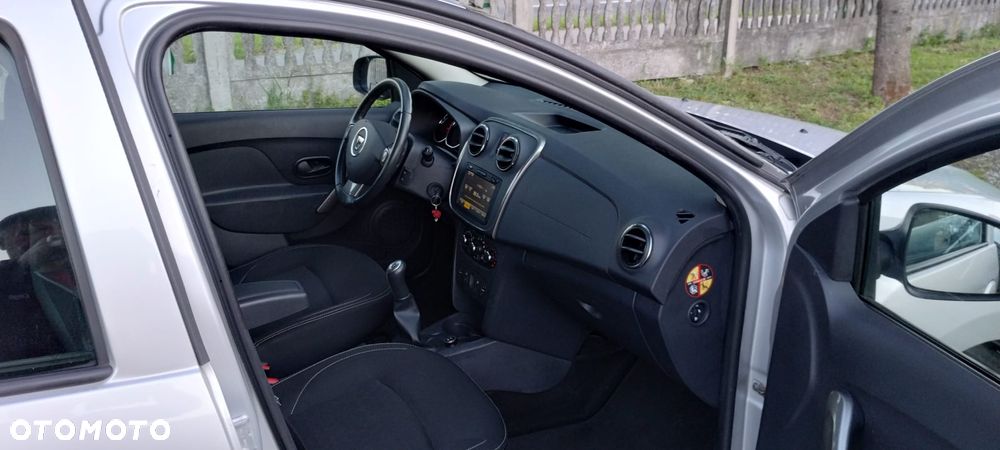 Dacia Logan TCe 90 Prestige - 16