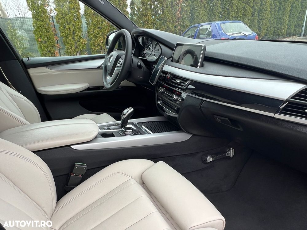 BMW X5 xDrive30d - 7