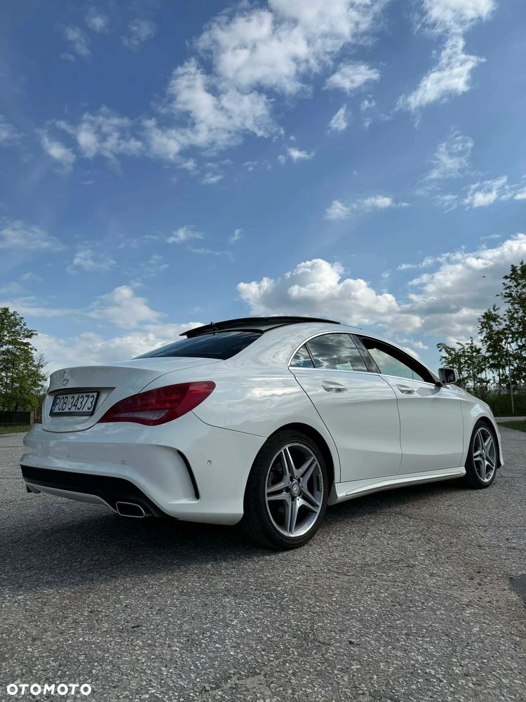 Mercedes-Benz CLA 200 AMG Line - 5