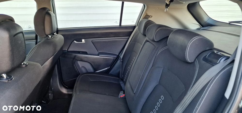 Kia Sportage 1.6 GDI 2WD ISG Dream-Team Edition - 17