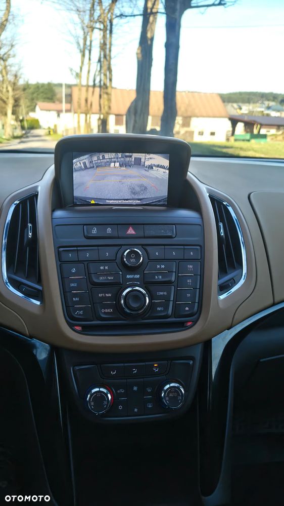 Opel Zafira Tourer 1.6 ECOTEC DIT Business Edition - 28