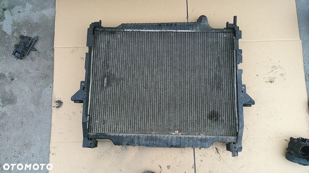 RANGE ROWER SPORT 3.6 V8 CHŁODNICA WODY - 1