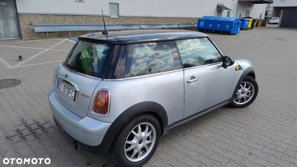 MINI Cooper Standard - 13