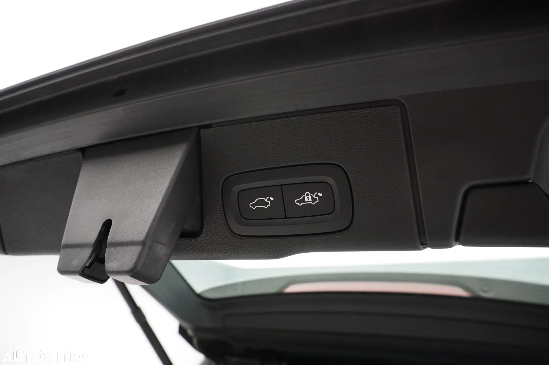 Volvo XC 60 T6 AWD Recharge Geartronic Inscription - 40