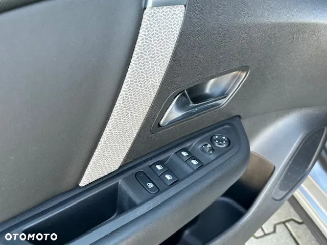 Citroën C4 1.5 BlueHDi Shine S&S - 18