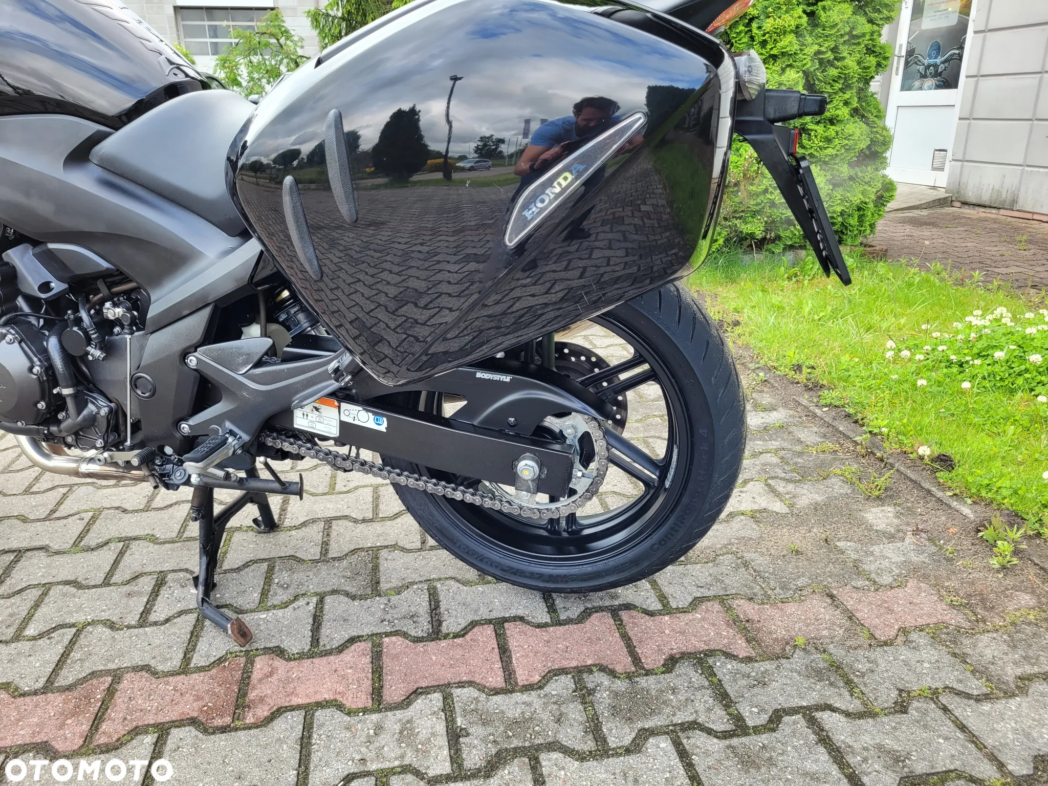 Honda CBF - 12