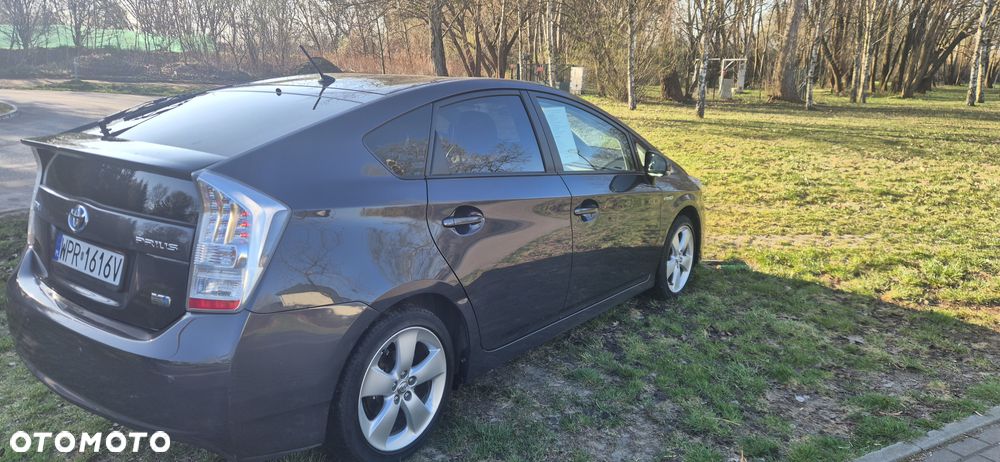 Toyota Prius - 7