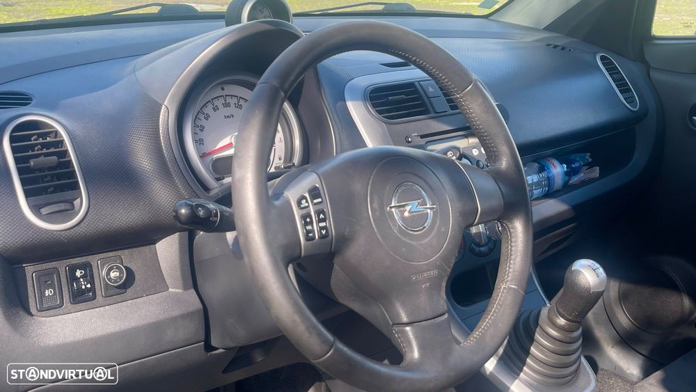 Opel Agila 1.0 Essentia - 8